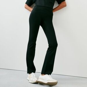 Spanx NWT Booty Boost Yoga Flare Legging Pants